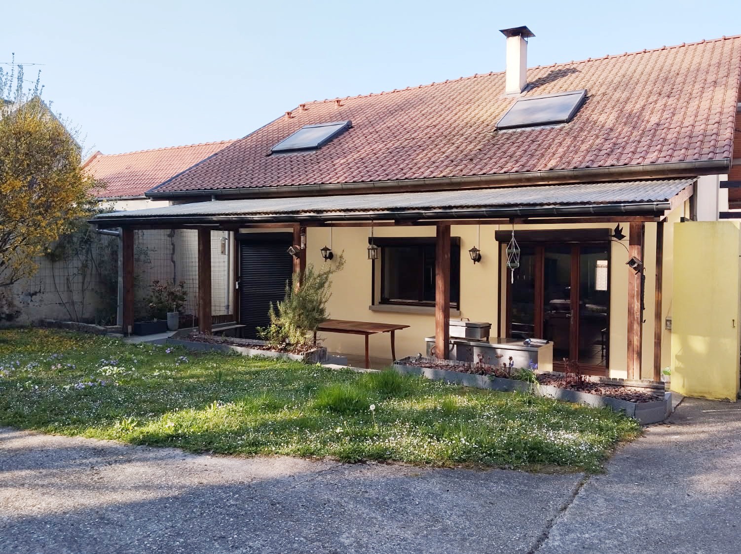 Immo80 – L'immobilier à Amiens et dans la Somme-Maison 7 pièces 160 m2 , jardin, garage, dépendance