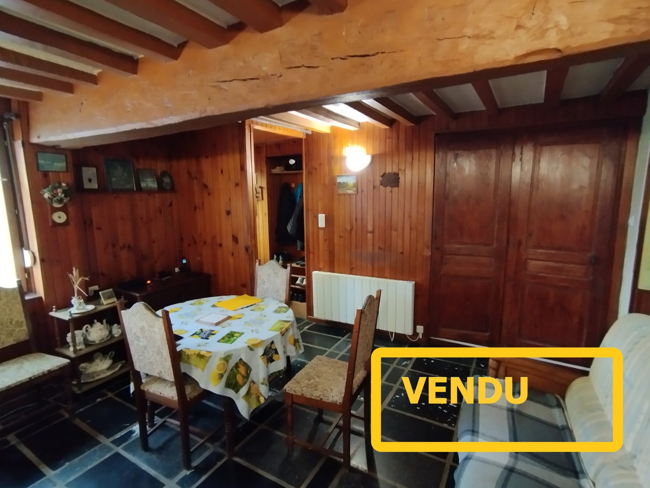 Immo80 – L'immobilier à Amiens et dans la Somme-Maison mitoyenne 4 pièces 79 m2, dépendance, cave et jardin