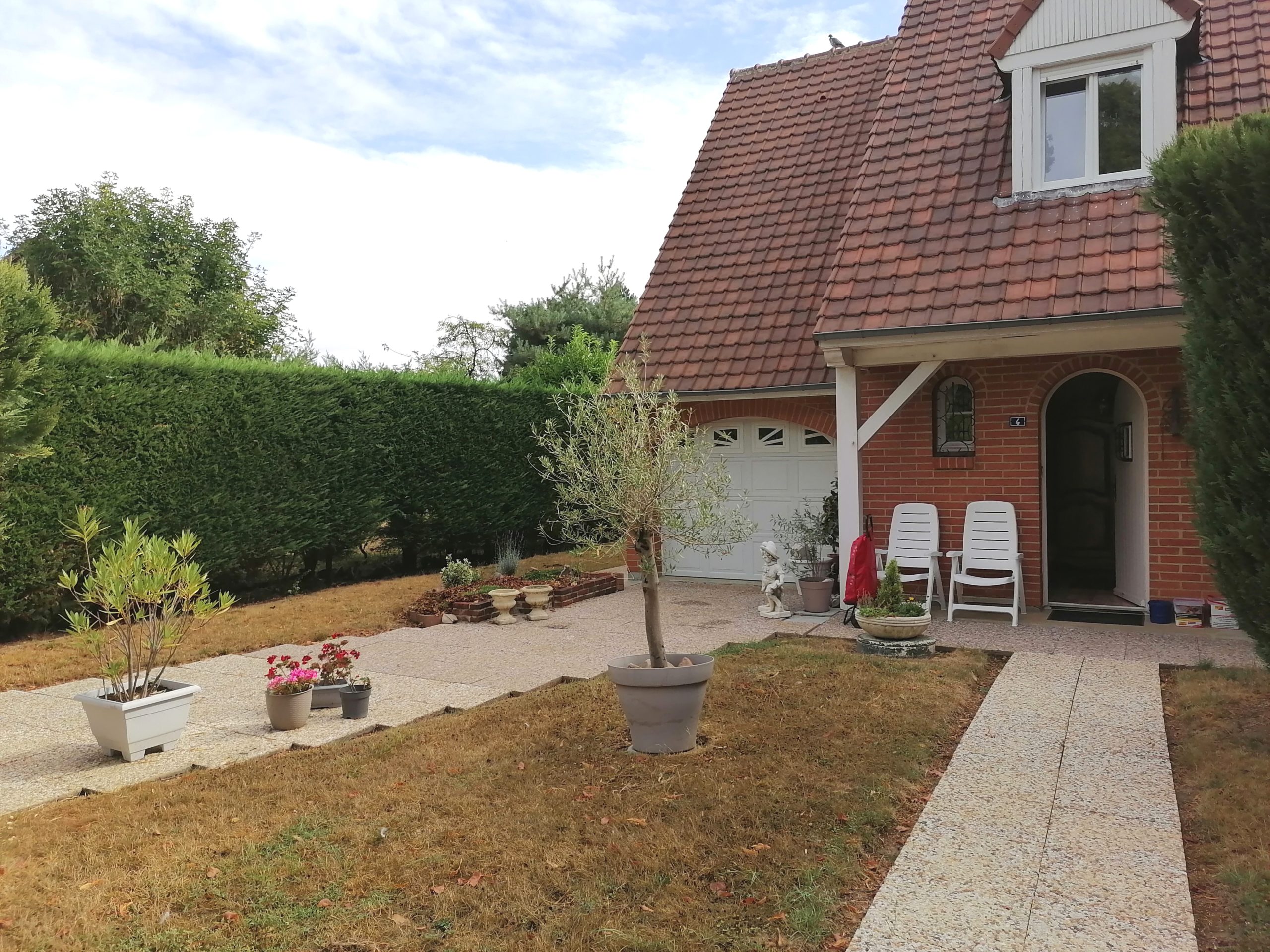 Immo80 – L'immobilier à Amiens et dans la Somme-Maison 6 pièces 170 m2 , jardin, garage