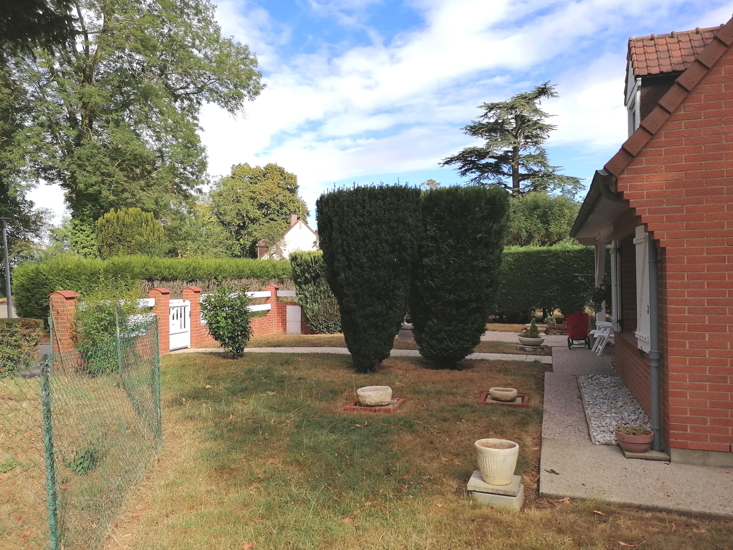 Immo80 – L'immobilier à Amiens et dans la Somme-Maison 6 pièces 170 m2 , jardin, garage